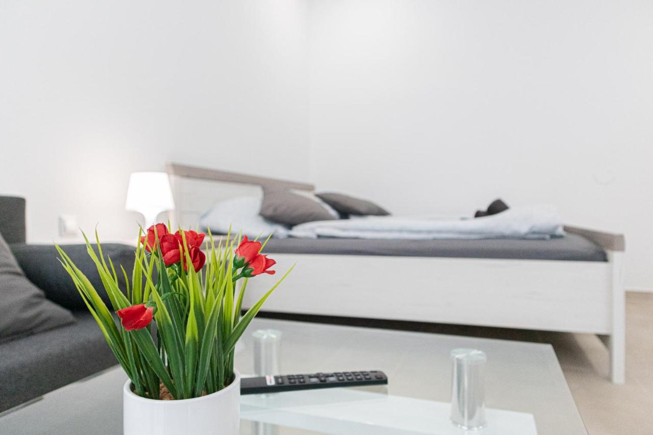Homelike 2Br Apt Near U1 Reumannplatz - 9 Min To Center Wien Exterior foto
